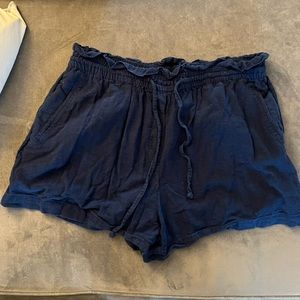 H&M linen blend navy high rise shorts L